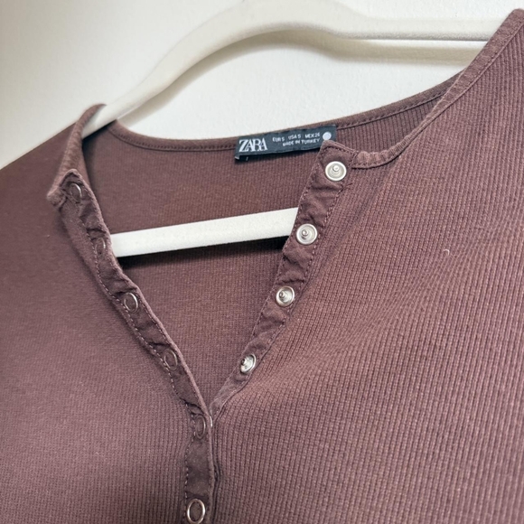 Zara Chocolate Buttoned Long Sleeve Blouse - Picture 2 of 2